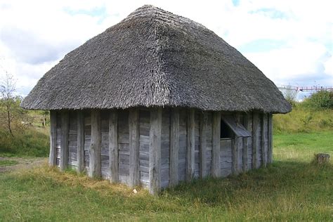 Middle Hut .